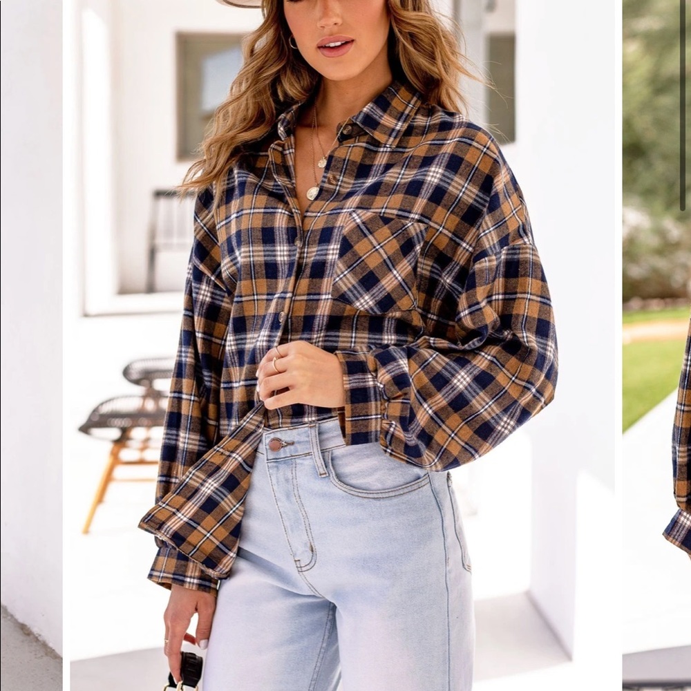 🆕{Priceless} Plaid Button up Top
